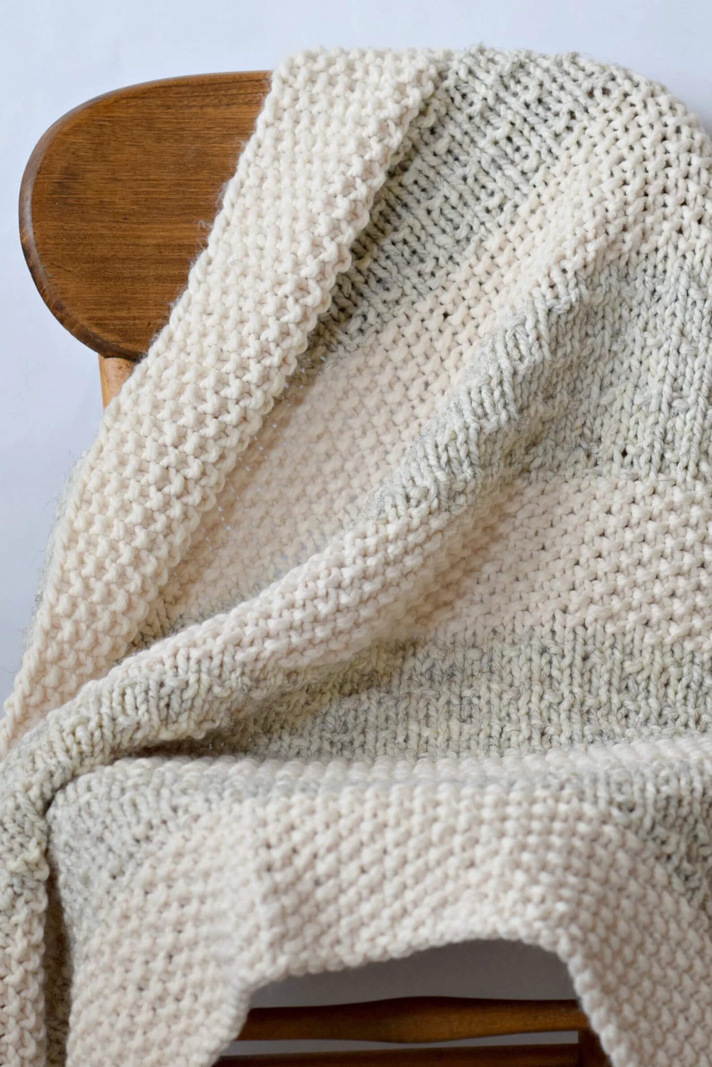 Easy Cream Grey Blanket Knitting Pattern