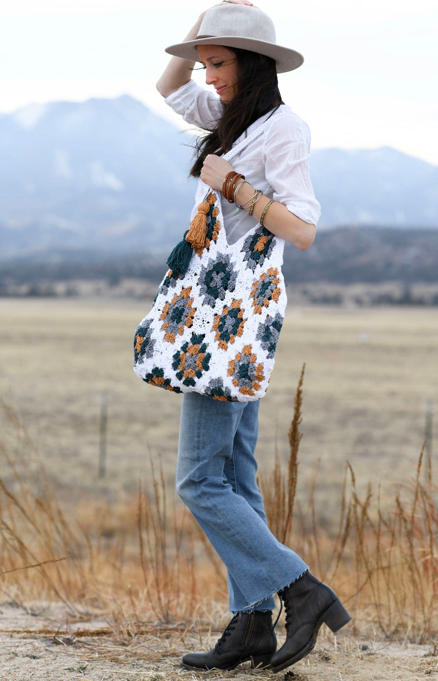 "Magnolia Elegance" Granny Square Tote Crochet Pattern