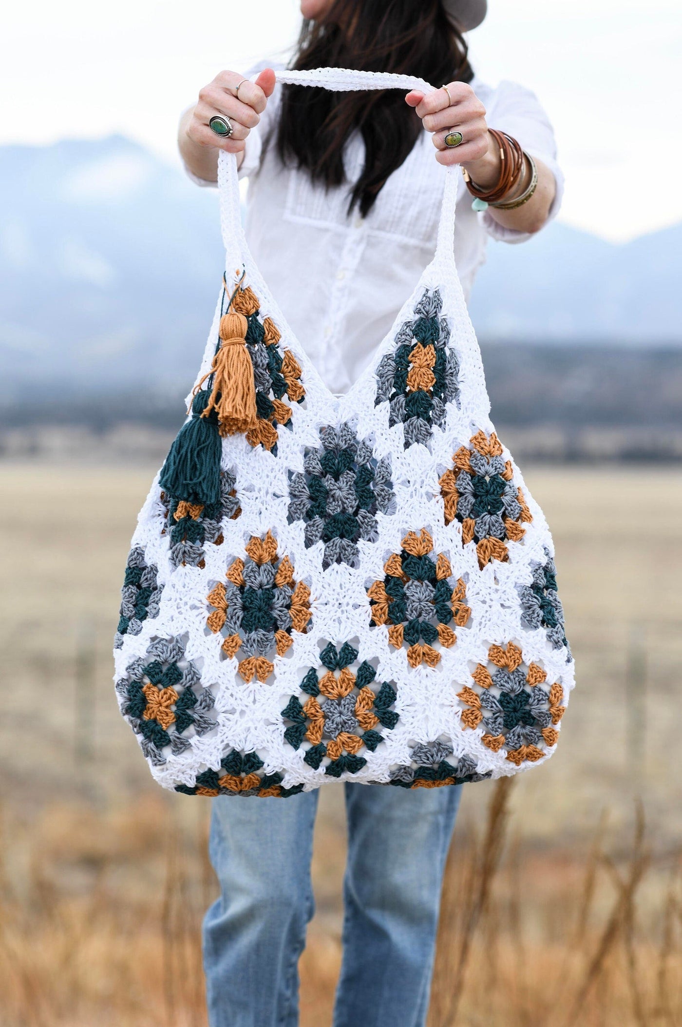 "Magnolia Elegance" Granny Square Tote Crochet Pattern