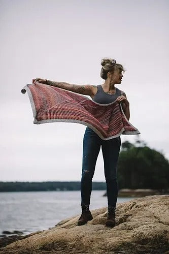 Textured Two-Color Shawl Knitting Pattern